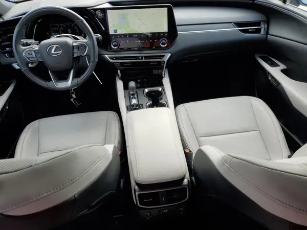 2T2BAMCA7PC027502 2023 LEXUS RX - Image 8