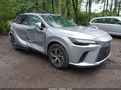 2T2BAMCA7RC041967 2024 LEXUS RX
