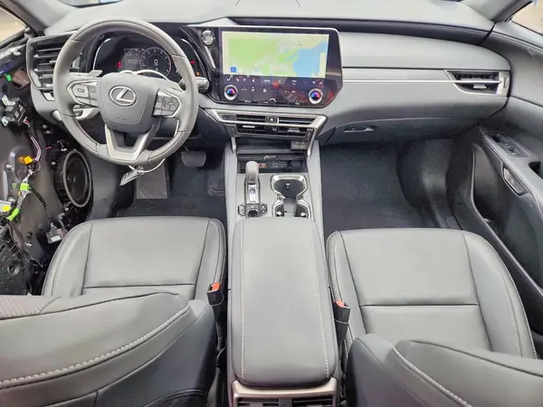 2T2BAMCA7RC077691 2024 LEXUS RX - Image 8