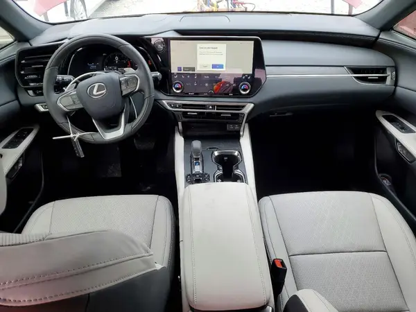 2T2BAMCA7SC097574 2025 LEXUS RX - Image 8