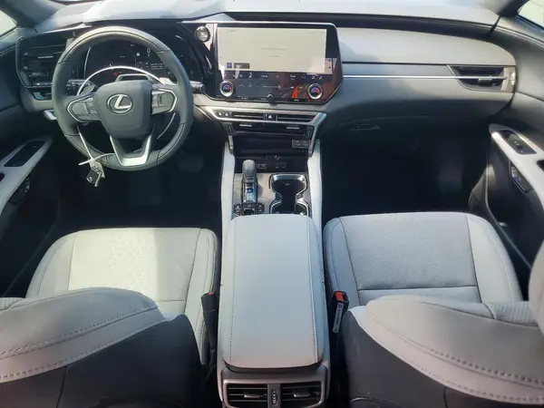 2T2BAMCA7TC134818 2026 LEXUS RX - Image 8