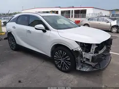 2T2BAMCA7TC137413 2026 LEXUS RX