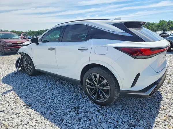 2T2BAMCA8PC003144 2023 LEXUS RX - Image 2