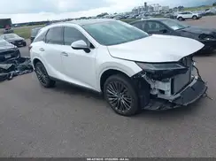 2T2BAMCA8PC015701 2023 LEXUS RX