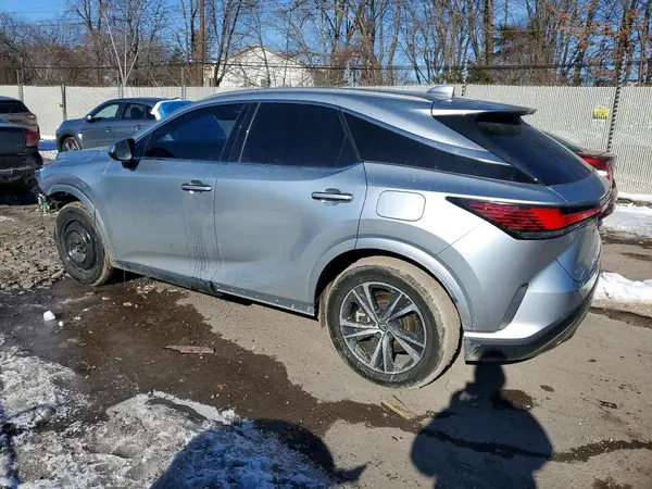 2T2BAMCA8PC029971 2023 LEXUS RX - Image 2