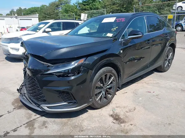 2T2BAMCA8PC035561 2023 LEXUS RX - Image 2
