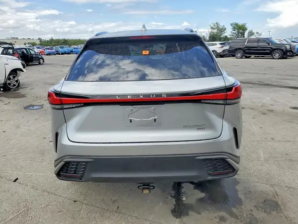 2024 LEXUS RX auction photo 6