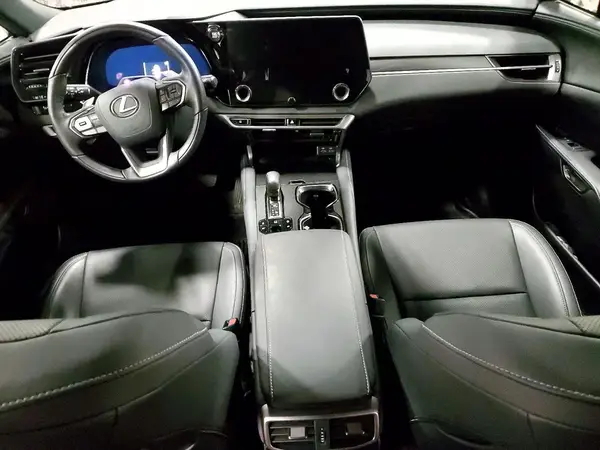 2T2BAMCA8SC094263 2025 LEXUS RX - Image 8
