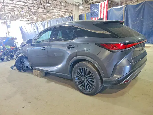 2T2BAMCA8SC121980 2025 LEXUS RX - Image 2
