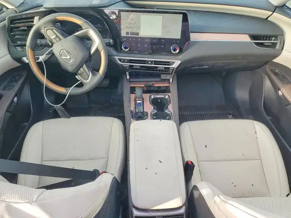 2T2BAMCA8TC126582 2026 LEXUS RX - Image 8