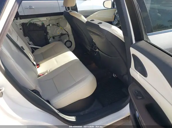 2T2BAMCA9PC026853 2023 LEXUS RX - Image 8