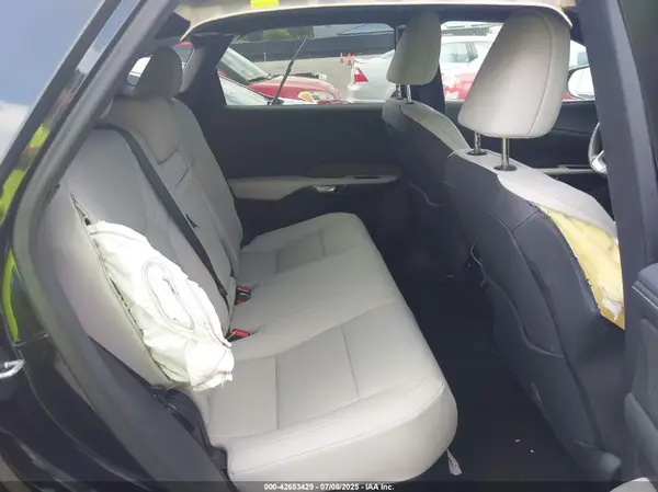 2T2BAMCA9PC034273 2023 LEXUS RX - Image 8