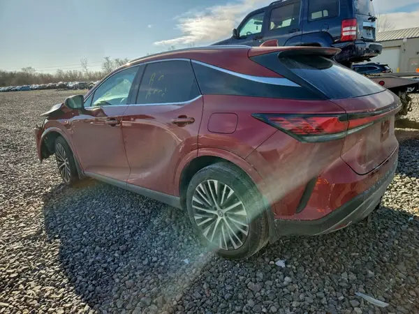 2T2BAMCA9RC053490 2024 LEXUS RX - Image 2