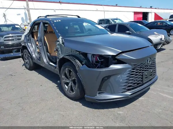 2T2BAMCA9RC075313 2024 LEXUS RX - Image 1