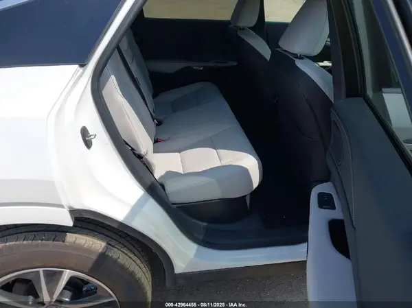 2T2BAMCA9RC088160 2024 LEXUS RX - Image 8