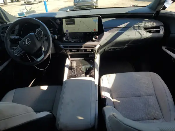 2T2BAMCA9SC093042 2025 LEXUS RX - Image 8