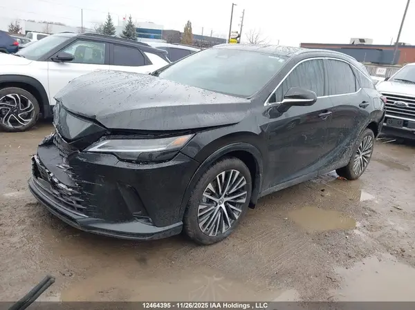 2T2BAMCA9SC108493 2025 LEXUS RX - Image 2