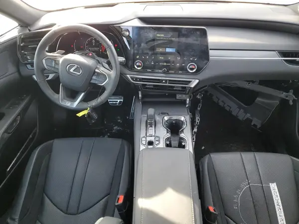 2T2BAMCAXPC032032 2023 LEXUS RX - Image 8