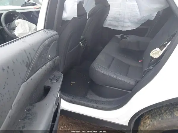2T2BAMCAXPC033178 2023 LEXUS RX - Image 8
