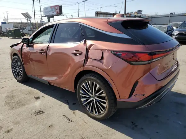 2T2BAMCAXPC038185 2023 LEXUS RX - Image 2