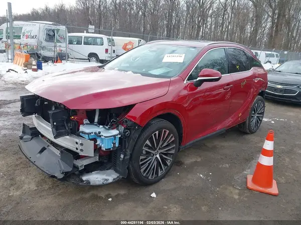 2T2BAMCAXRC040389 2024 LEXUS RX - Image 2