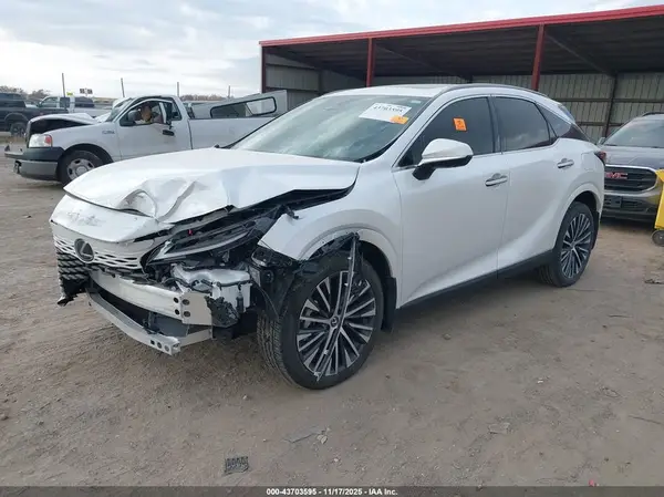 2T2BAMCAXRC075207 2024 LEXUS RX - Image 2