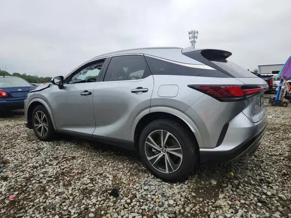 2T2BAMCAXRC080682 2024 LEXUS RX - Image 2