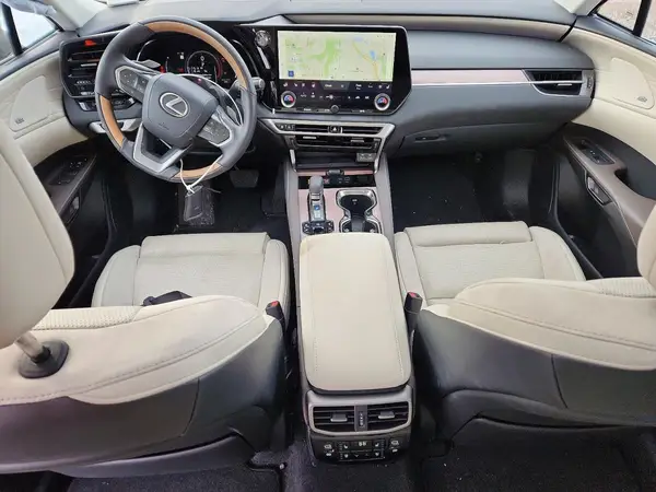 2T2BAMCAXRC085333 2024 LEXUS RX - Image 8