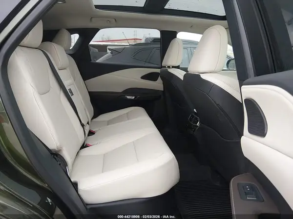 2T2BAMCAXTC129208 2026 LEXUS RX - Image 8