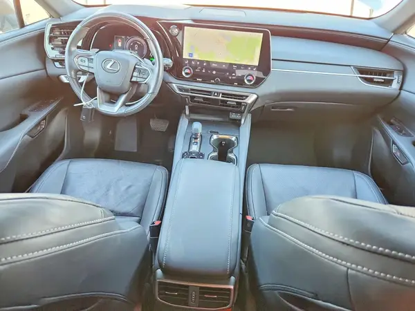 2T2BBMCA0PC001546 2023 LEXUS RX - Image 8