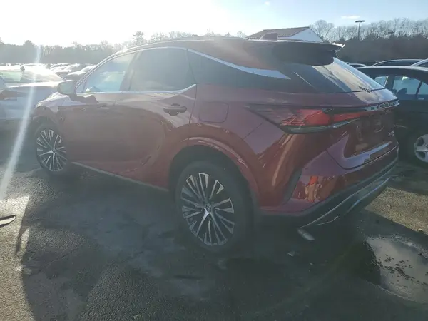 2T2BBMCA0PC003555 2023 LEXUS RX - Image 2