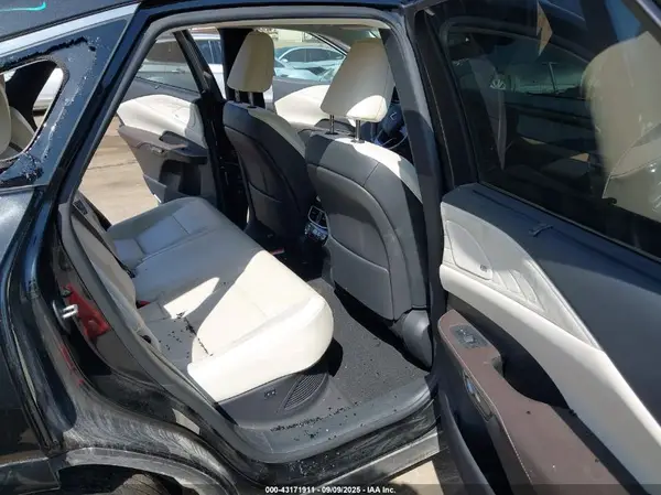2T2BBMCA0PC013311 2023 LEXUS RX - Image 8