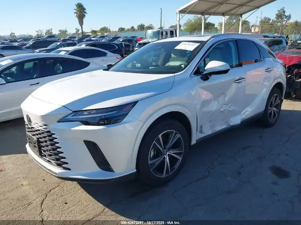 2T2BBMCA0PC022350 2023 LEXUS RX - Image 2