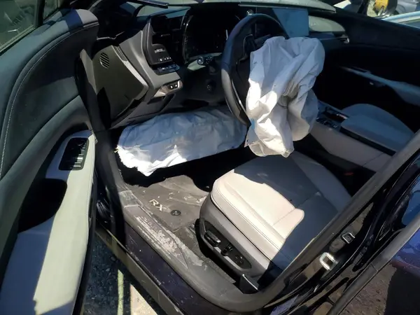 2T2BBMCA0RC033044 2024 LEXUS RX - Image 8