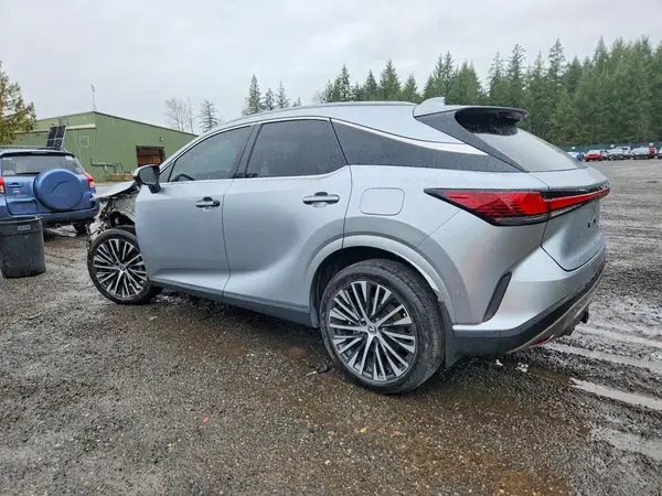 2T2BBMCA0RC041273 2024 LEXUS RX - Image 2