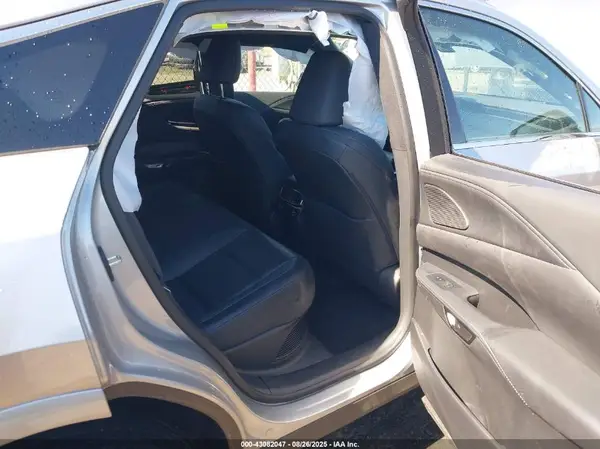 2T2BBMCA0RC061975 2024 LEXUS RX - Image 8