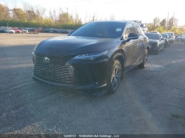 2T2BBMCA0SC065255 2025 LEXUS RX - Image 2