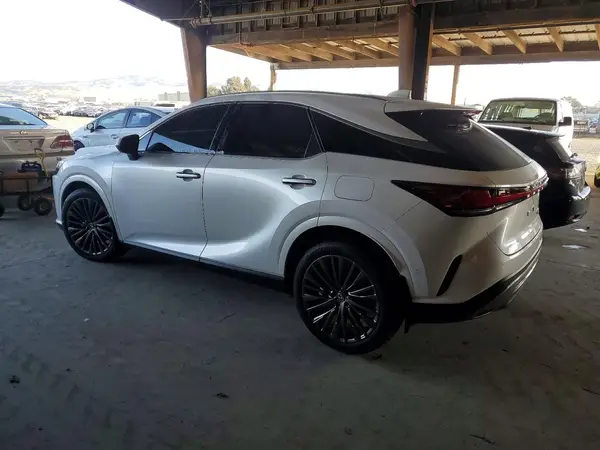 2T2BBMCA0SC073744 2025 LEXUS RX - Image 2
