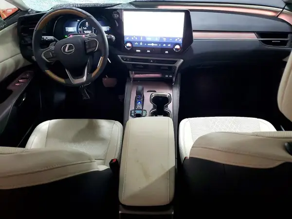 2T2BBMCA0SC082167 2025 LEXUS RX - Image 8