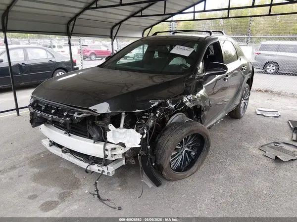 2T2BBMCA0SC083481 2025 LEXUS RX - Image 2