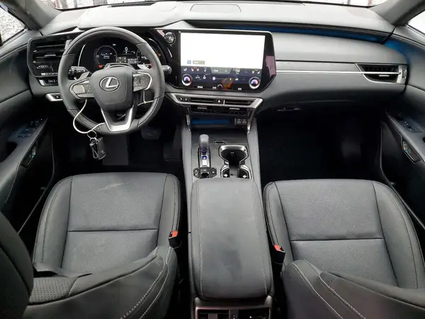 2T2BBMCA0TC110454 2026 LEXUS RX - Image 8