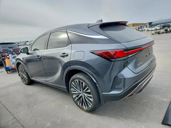 2T2BBMCA0TC111457 2026 LEXUS RX - Image 2
