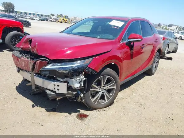 2T2BBMCA1PC007338 2023 LEXUS RX - Image 2