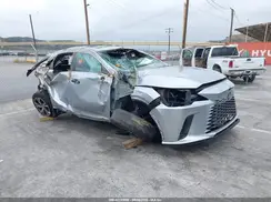2T2BBMCA1PC011986 2023 LEXUS RX