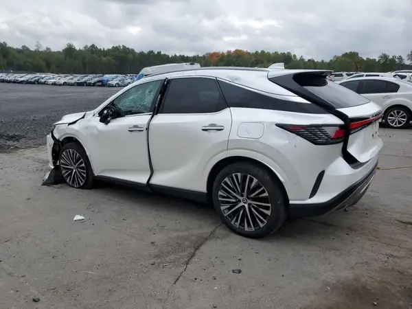 2T2BBMCA1PC015021 2023 LEXUS RX - Image 2