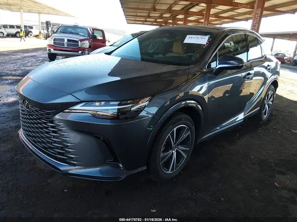 2T2BBMCA1RC023106 2024 LEXUS RX - Image 2