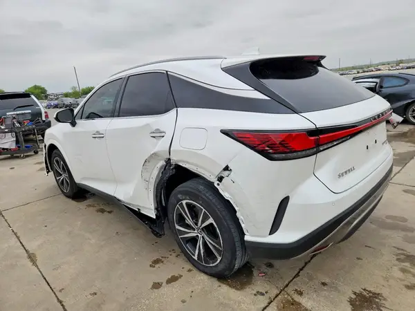 2T2BBMCA1RC051925 2024 LEXUS RX - Image 2