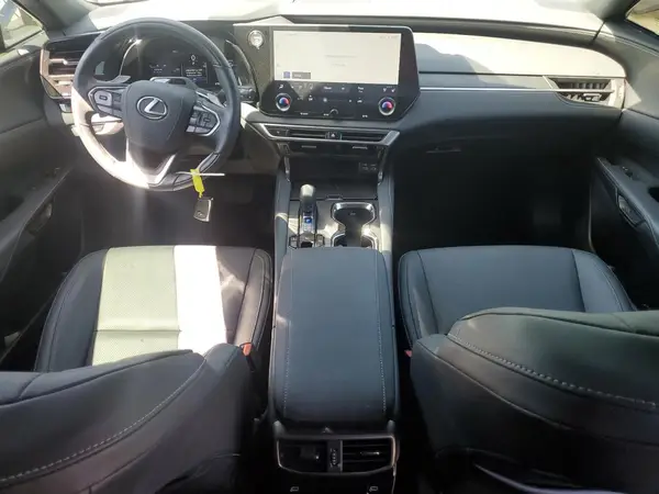 2T2BBMCA1SC066186 2025 LEXUS RX - Image 8
