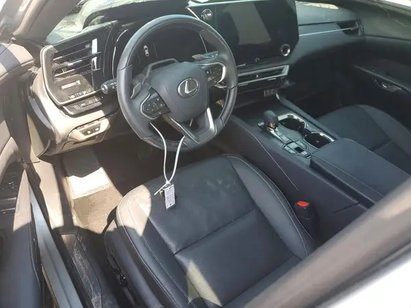 2T2BBMCA1SC070884 2025 LEXUS RX - Image 8