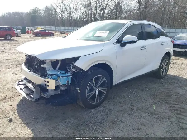 2T2BBMCA1TC105537 2026 LEXUS RX - Image 2